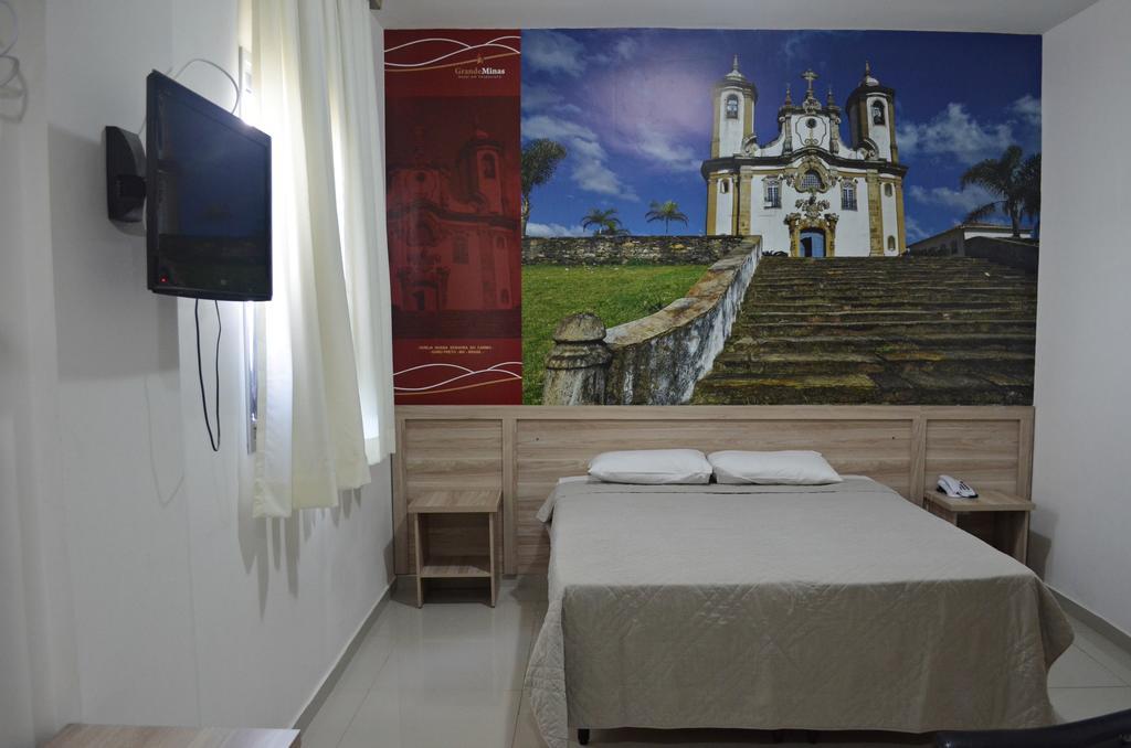 Hotel Grande Minas Vespasiano Exterior photo